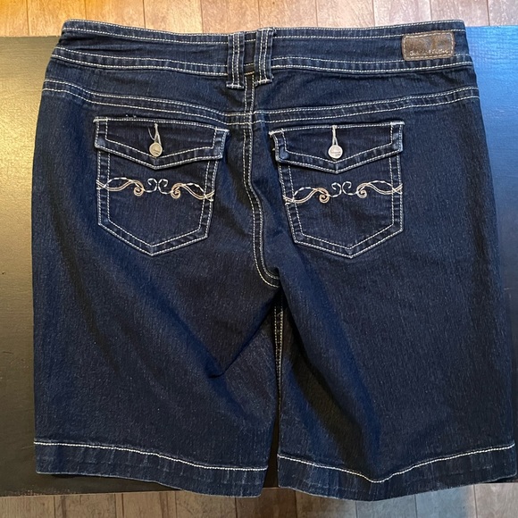 Women’s Jean Shorts, dark wash, size 13. - Picture 2 of 3